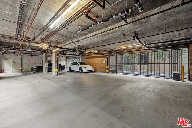 2864 Sunset Place 407, Los Angeles, CA 90005