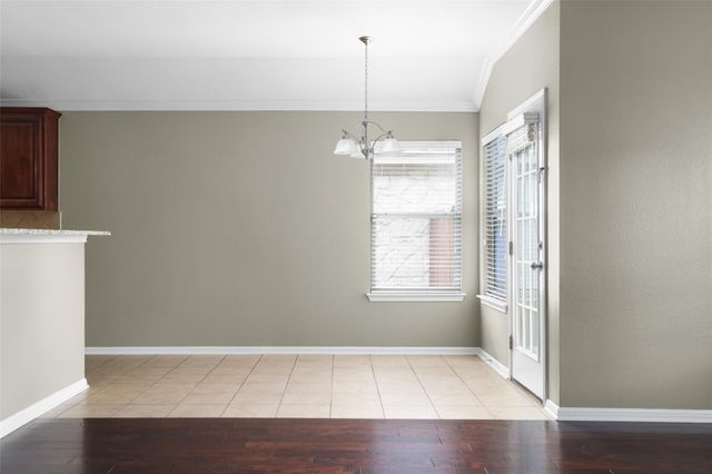 301 Middle CRK, Buda, TX 78610