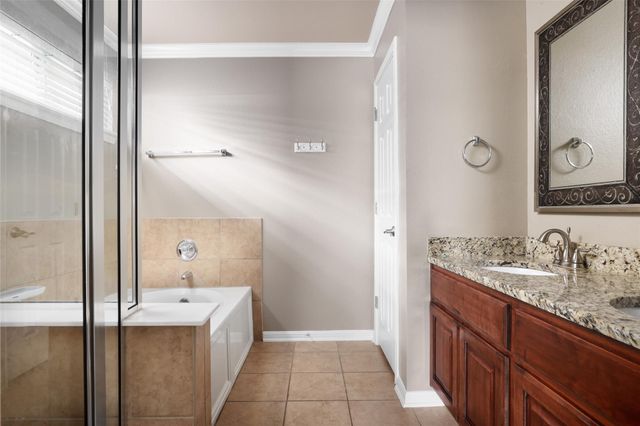 301 Middle CRK, Buda, TX 78610
