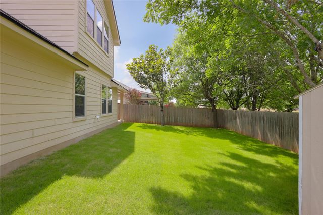 301 Middle CRK, Buda, TX 78610