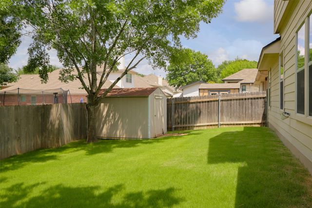 301 Middle CRK, Buda, TX 78610