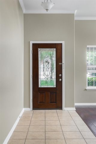 301 Middle CRK, Buda, TX 78610
