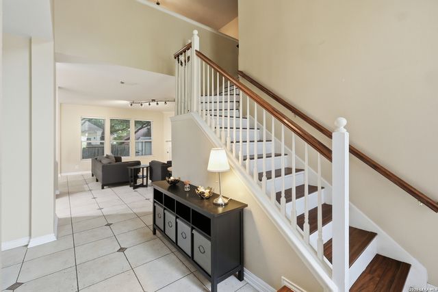 8839 Brae Crest, San Antonio, TX 78249