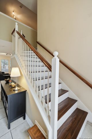 8839 Brae Crest, San Antonio, TX 78249
