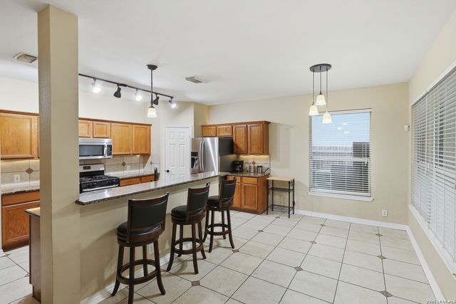 8839 Brae Crest, San Antonio, TX 78249
