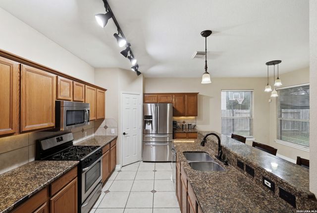 8839 Brae Crest, San Antonio, TX 78249