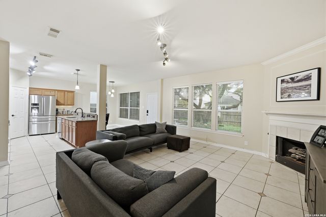 8839 Brae Crest, San Antonio, TX 78249