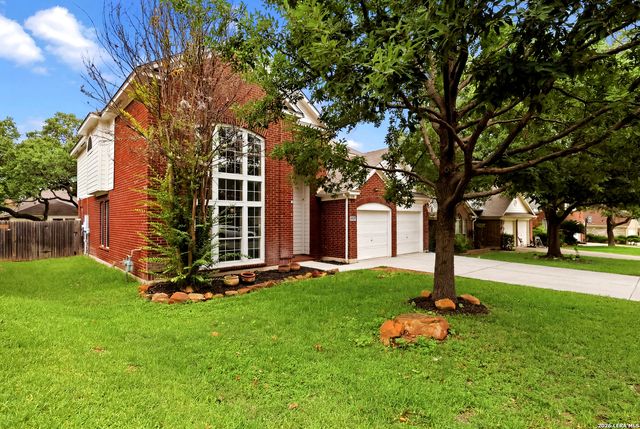 8839 Brae Crest, San Antonio, TX 78249