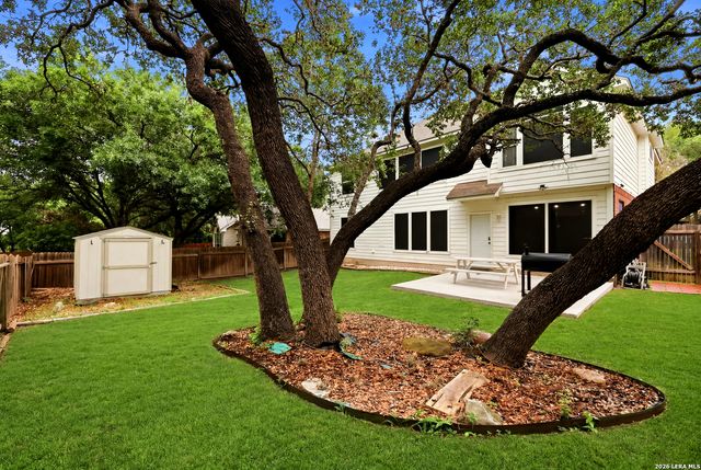 8839 Brae Crest, San Antonio, TX 78249