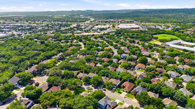 8839 Brae Crest, San Antonio, TX 78249