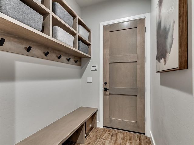 1200 Canteberry Drive, Yukon, OK 73099