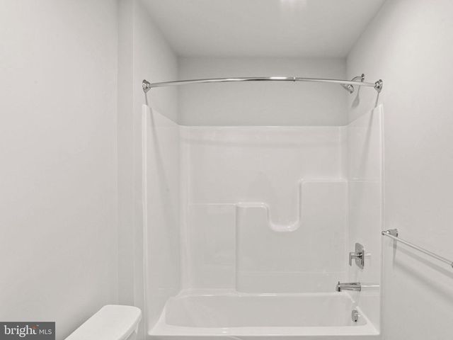 3 SAGE ST, Carlisle, PA 17015