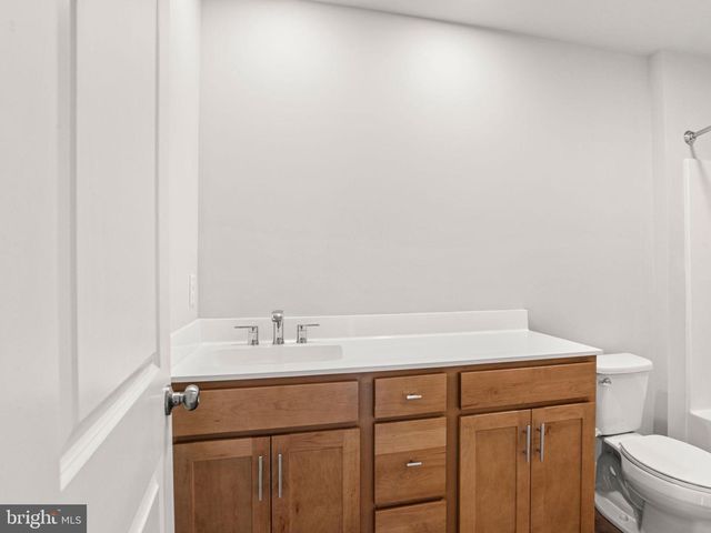 3 SAGE ST, Carlisle, PA 17015