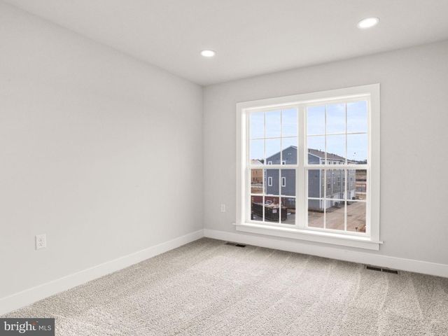 3 SAGE ST, Carlisle, PA 17015