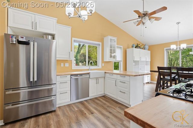 4933 Iroquois Boulevard, Clarkston, MI 48348