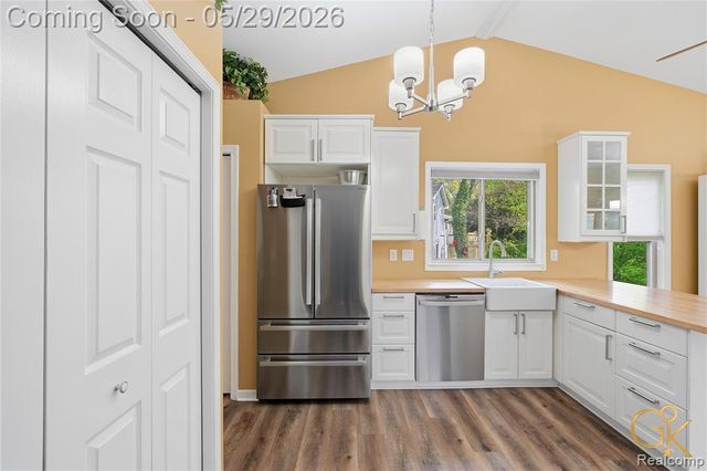 4933 Iroquois Boulevard, Clarkston, MI 48348