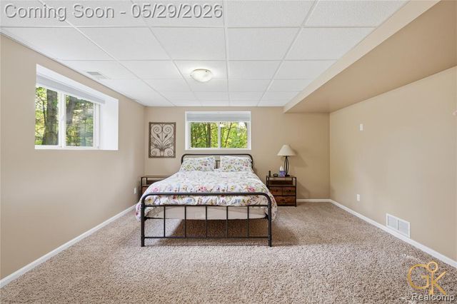 4933 Iroquois Boulevard, Clarkston, MI 48348