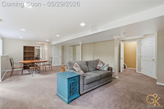 4933 Iroquois Boulevard, Clarkston, MI 48348
