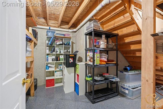 4933 Iroquois Boulevard, Clarkston, MI 48348