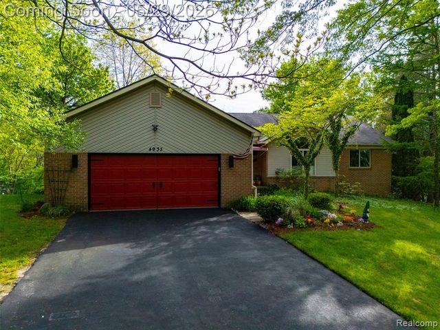 4933 Iroquois Boulevard, Clarkston, MI 48348
