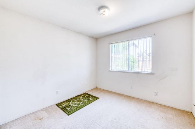 2670 N Katy Avenue, Fresno, CA 93722