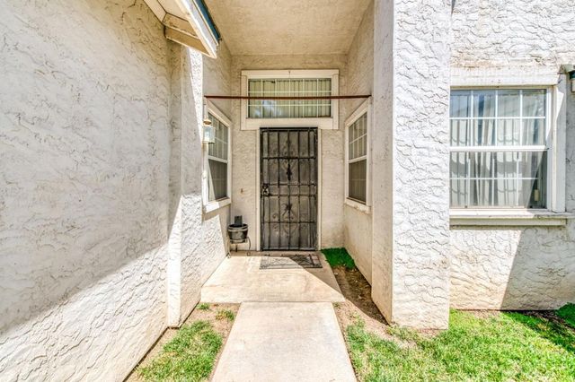 2670 N Katy Avenue, Fresno, CA 93722
