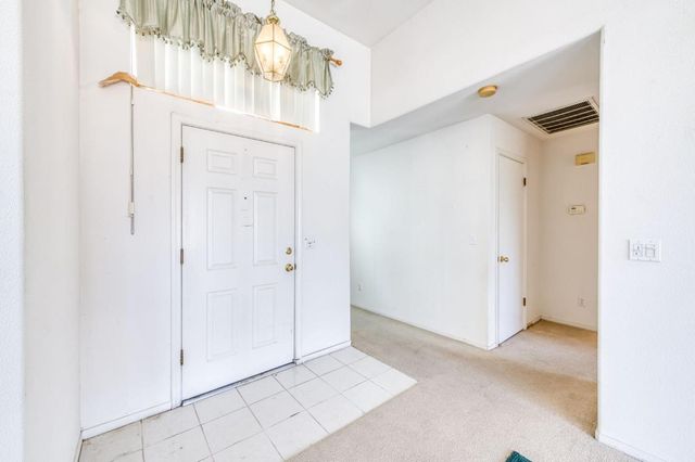 2670 N Katy Avenue, Fresno, CA 93722