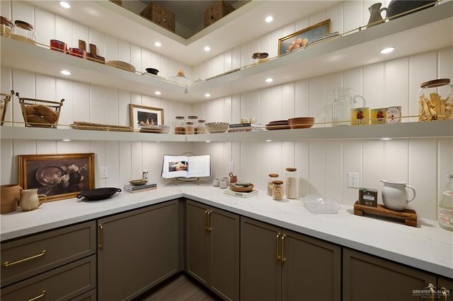 3019 W Rockefeller Lane, Edinburg, TX 78539