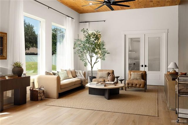 3019 W Rockefeller Lane, Edinburg, TX 78539