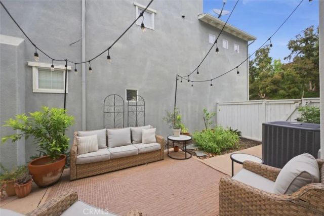 8 Snapdragon, Ladera Ranch, CA 92694