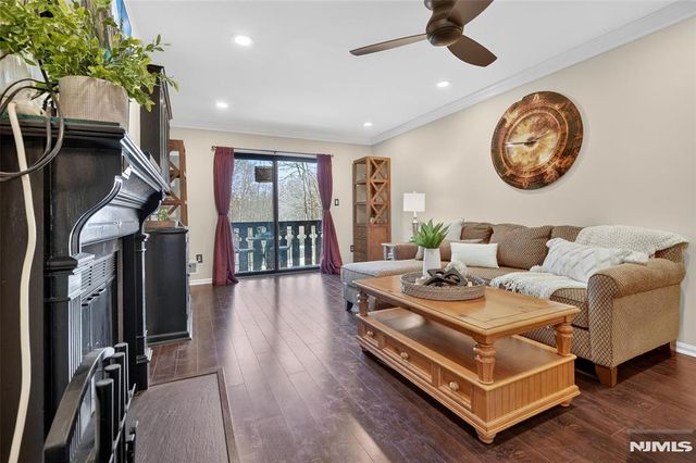 3807 Melville Court, Mahwah, NJ 07430