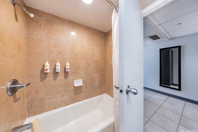 1850 Ala Moana Boulevard 619, Honolulu, HI 96815