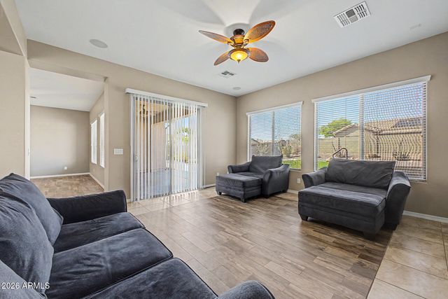 4924 W SILVA Drive, New River, AZ 85087