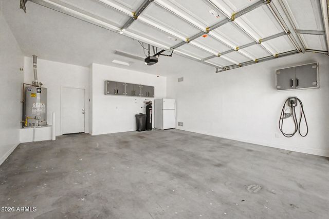 4924 W SILVA Drive, New River, AZ 85087