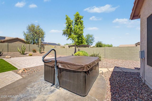 4924 W SILVA Drive, New River, AZ 85087