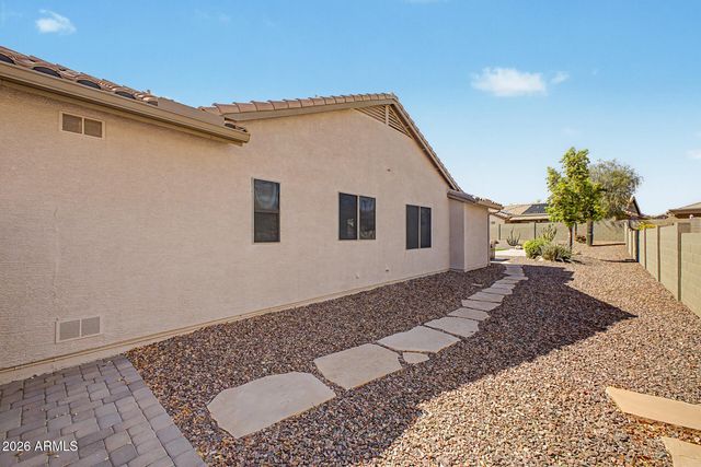 4924 W SILVA Drive, New River, AZ 85087