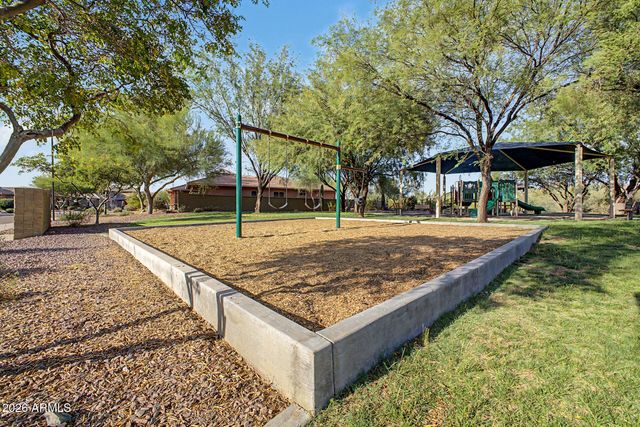 4924 W SILVA Drive, New River, AZ 85087