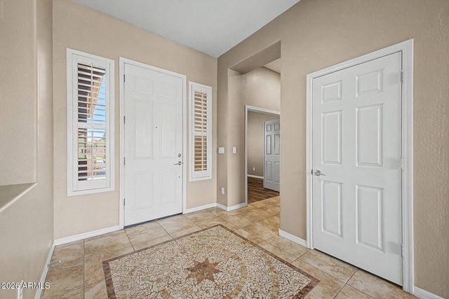 4924 W SILVA Drive, New River, AZ 85087