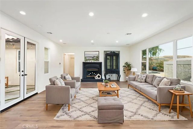 4365 Cabot Drive, Corona, CA 92883