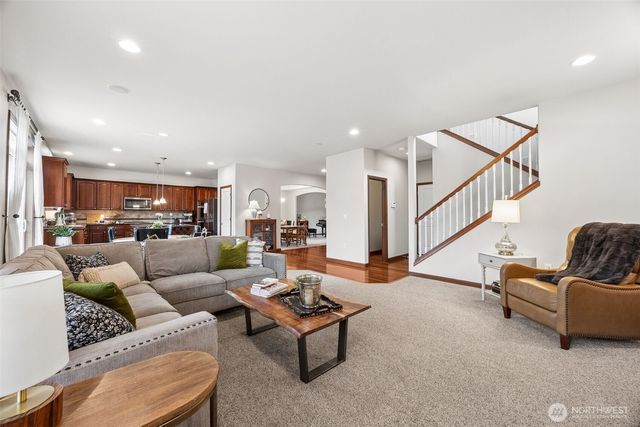 1519 Daffodil Avenue NE, Orting, WA 98360