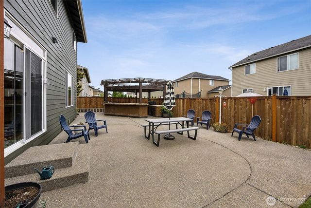 1519 Daffodil Avenue NE, Orting, WA 98360