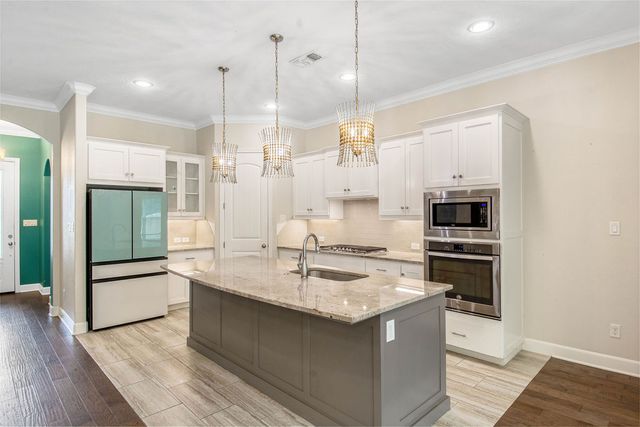 3509 Dovecote Court, Bryan, TX 77808