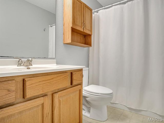 4 Jason Drive, Glen Carbon, IL 62034