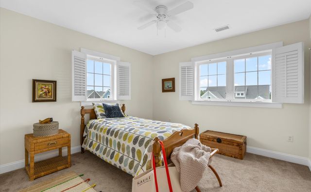 106 White Clover Trl, Plymouth, MA 02360