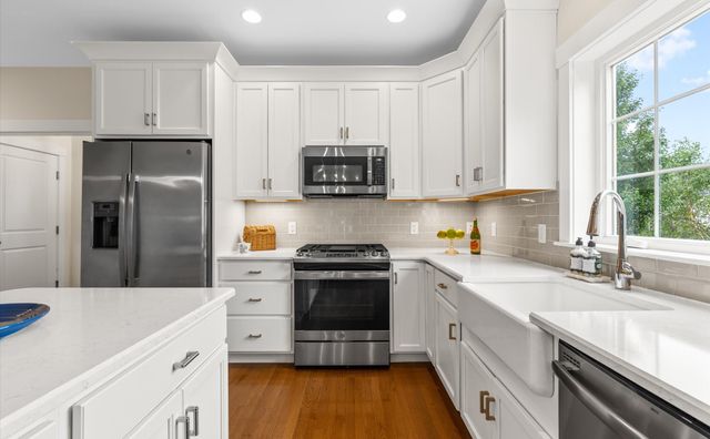 106 White Clover Trl, Plymouth, MA 02360