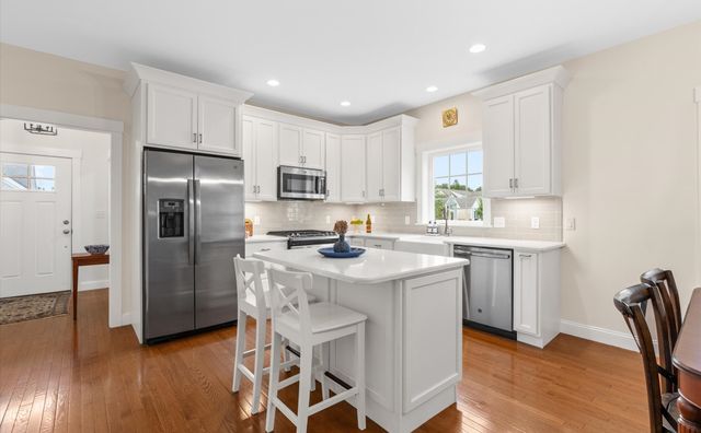 106 White Clover Trl, Plymouth, MA 02360