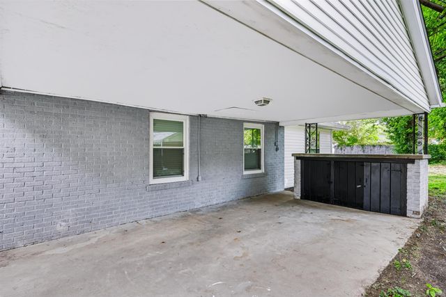 2208 E Michigan Street, Evansville, IN 47711