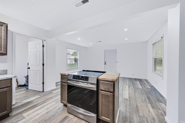 2208 E Michigan Street, Evansville, IN 47711