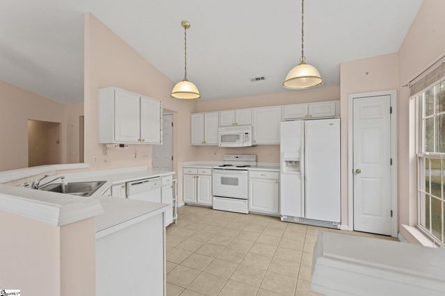 5 Hunterdon Court, Simpsonville, SC 29680