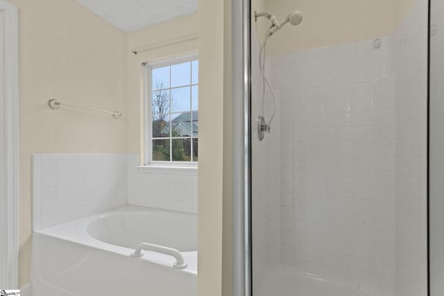 5 Hunterdon Court, Simpsonville, SC 29680